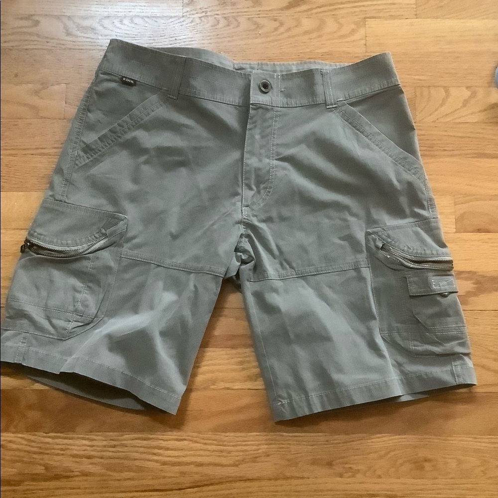 Men’s Kuhl Outdoor Adventure Hiking Shorts Size 35 with 10” inseam Patina Dye